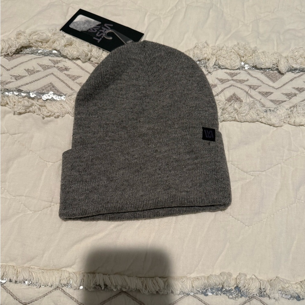 VRST Men’s Gray Knit Cuffed Beanie